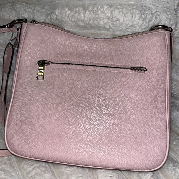 Coach Women's Ellie File Top Zip Crossbody Bag in Pebbled Leather (Lilac) - Picture 4 of 8